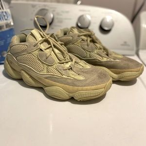 Yeezy 500 ‘Super Moon Yellow’ Men’s size 9.5